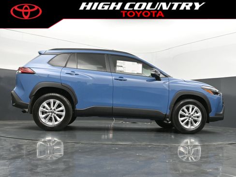 New 2026 Toyota Corolla Cross LE FWD image 40