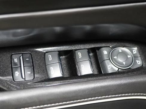 Used 2023 Cadillac Escalade V AWD/4WD image 31
