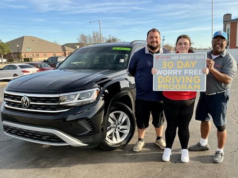 Used 2021 Volkswagen Atlas S image 1