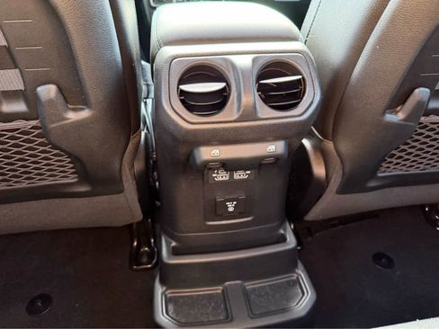 Used 2021 Jeep Wrangler Unlimited Rubicon 4xe w/ Steel Bumper Group image 29