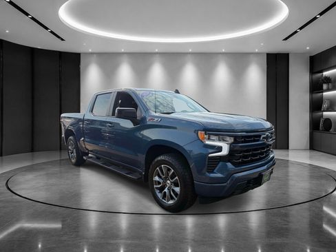 Certified 2024 Chevrolet Silverado 1500 RST w/ Z71 Off-Road Package AWD/4WD image 2