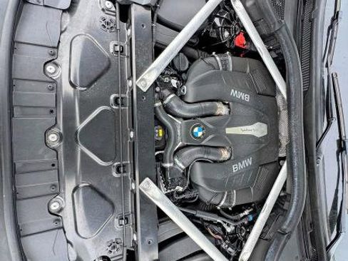 Used 2019 BMW X5 xDrive50i w/ M Sport Package image 9