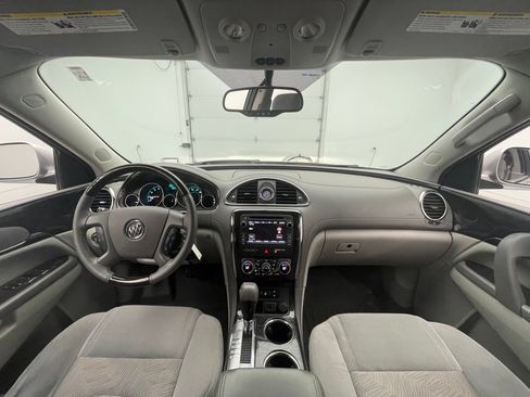 Used 2015 Buick Enclave Convenience FWD image 3