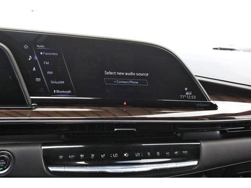 Used 2024 Cadillac Escalade ESV Sport Platinum w/ LPO, ONYX Package image 23