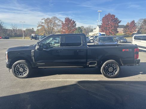 New 2026 Ford F250 Platinum image 7