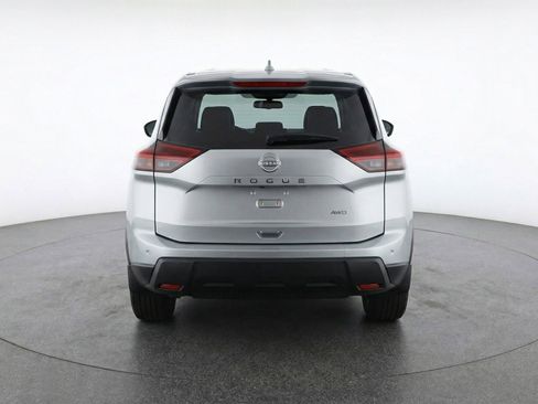 Used 2025 Nissan Rogue SV image 7