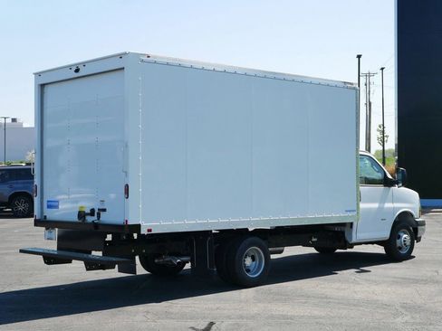 New 2025 Chevrolet Express 3500 w/ Power Convenience Package RWD image 5