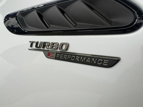 Used 2025 Mercedes-Benz C 36 AMG S image 5