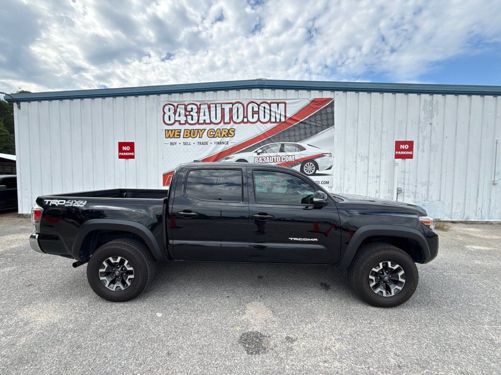 Used 2021 Toyota Tacoma TRD Off-Road AWD/4WD image 9
