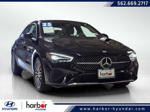 Used 2025 Mercedes-Benz CLA 250 4MATIC image 1