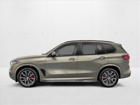 New 2026 BMW X5 xDrive50e w/ M Sport Package AWD/4WD image 3