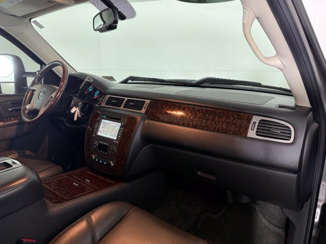 Used 2013 GMC Sierra 3500 Denali AWD/4WD image 15