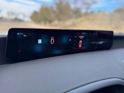 New 2026 Ford Expedition Platinum image 13