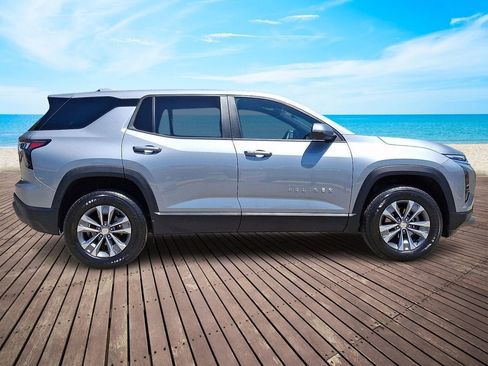 Certified 2025 Chevrolet Equinox LT FWD image 7