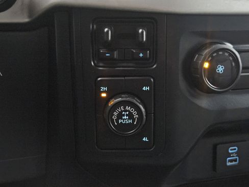 Used 2023 Ford F150 XL w/ Trailer Tow Package image 22