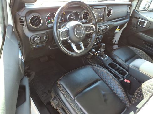 Used 2023 Jeep Wrangler Unlimited Sahara image 14