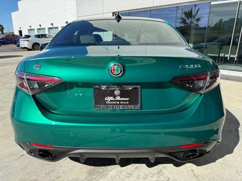 New 2025 Alfa Romeo Giulia w/ Driving Assist Package image 8