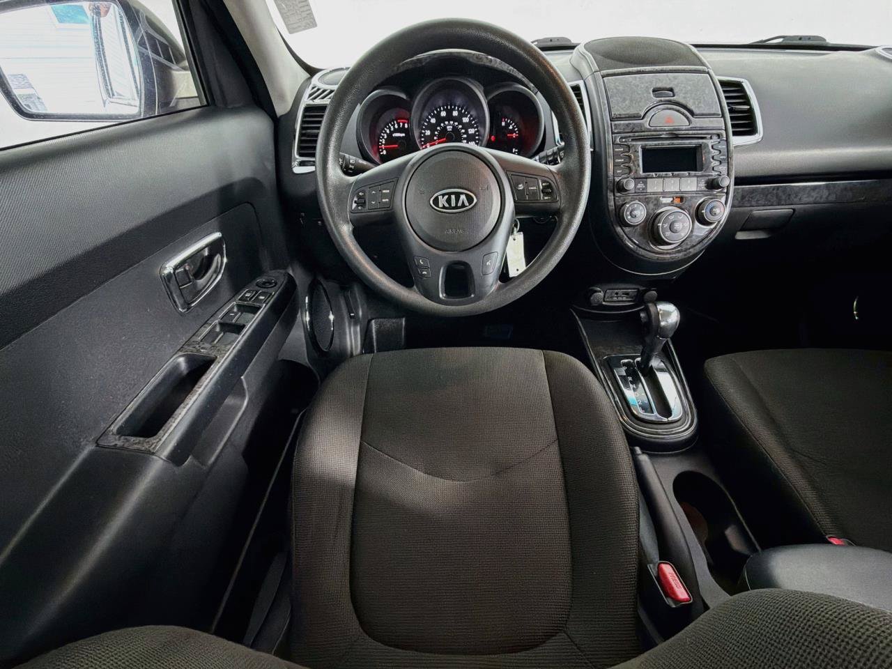 Used 2010 Kia Soul + w/ Audio Pkg FWD image 13