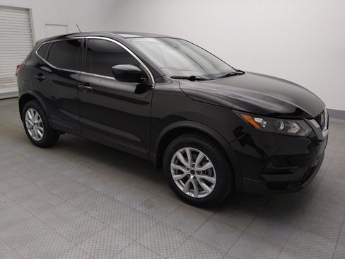 Used 2022 Nissan Rogue Sport S FWD image 11