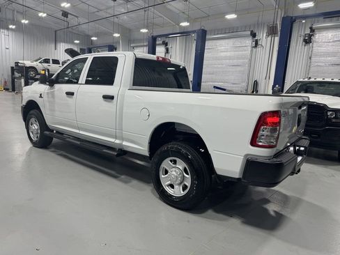 New 2024 RAM 2500 Tradesman AWD/4WD image 10