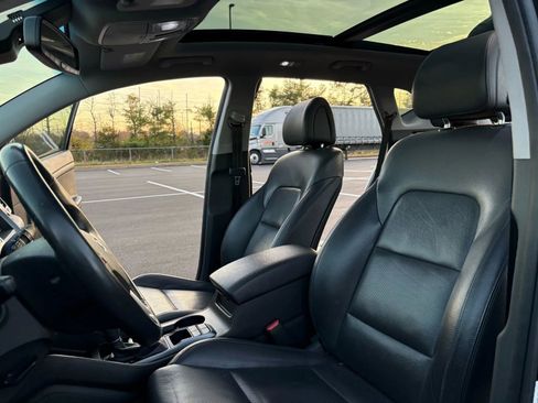 Used 2016 Hyundai Tucson Limited w/ Option Group 03 image 28