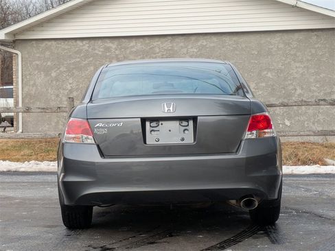 Used 2010 Honda Accord LX-P image 5