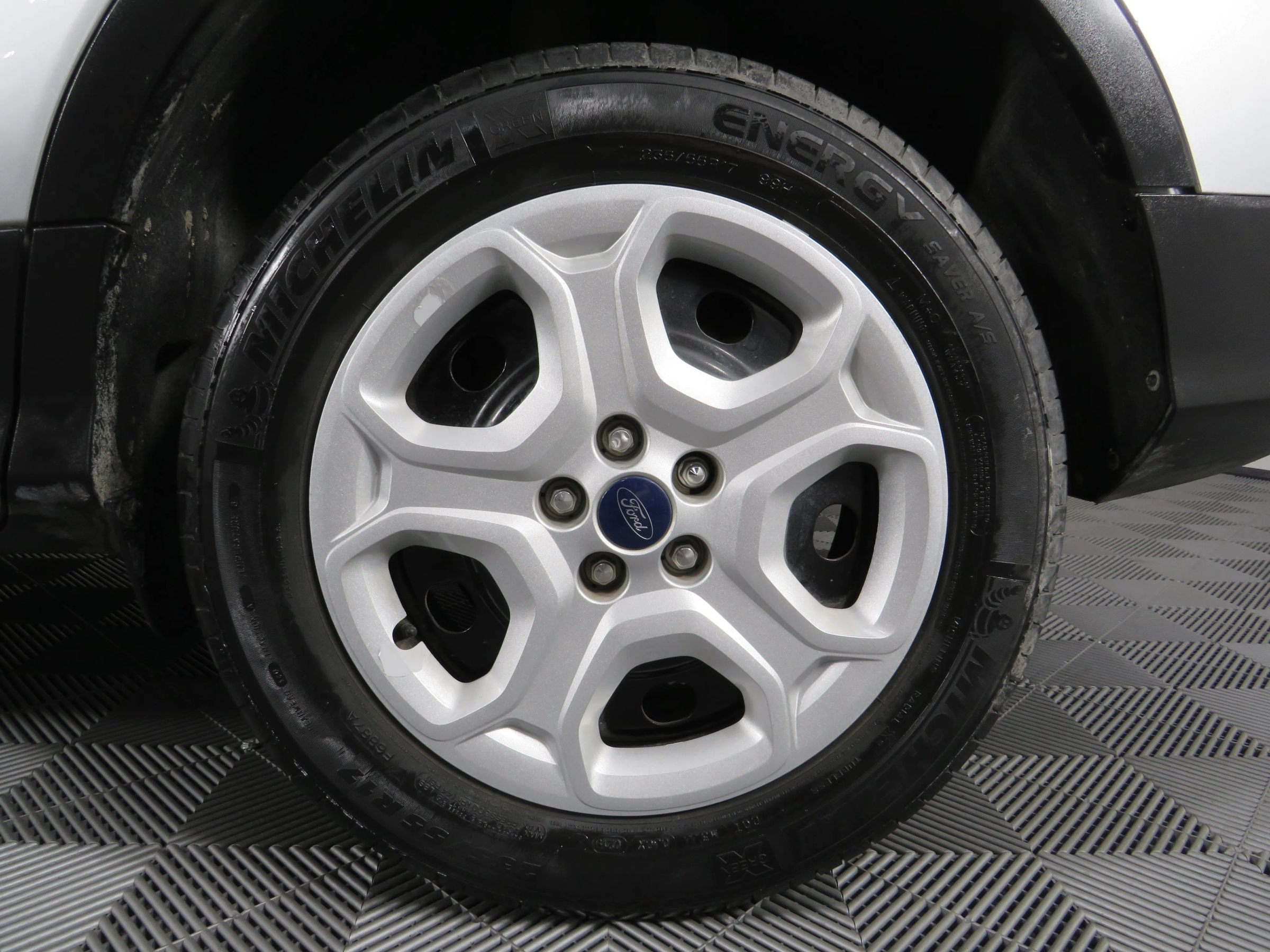 Used 2019 Ford Escape S FWD image 42