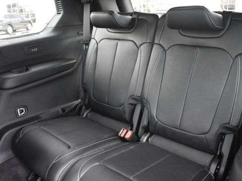 New 2026 Jeep Grand Cherokee L Limited image 16