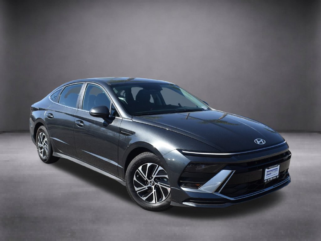 New 2027 Hyundai Sonata Blue FWD image 2