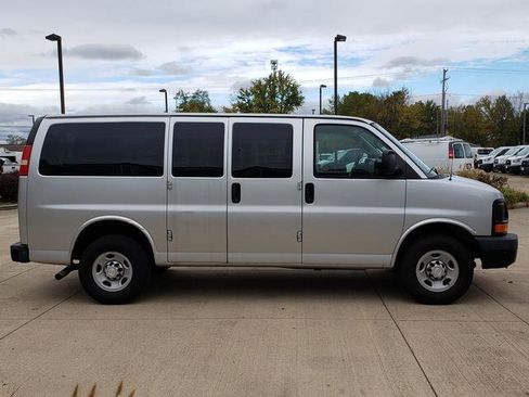 Used 2016 Chevrolet Express 2500 LS image 7