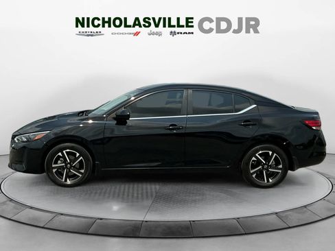 Used 2025 Nissan Sentra SV w/ All-Weather Package FWD image 2