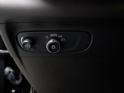 Used 2022 Buick Envision Preferred FWD image 27