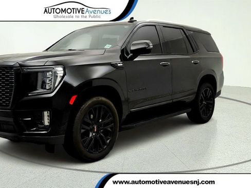 Used 2021 GMC Yukon SLT w/ SLT Premium Package AWD/4WD image 1