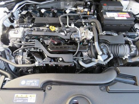 Certified 2024 Toyota Corolla LE image 34