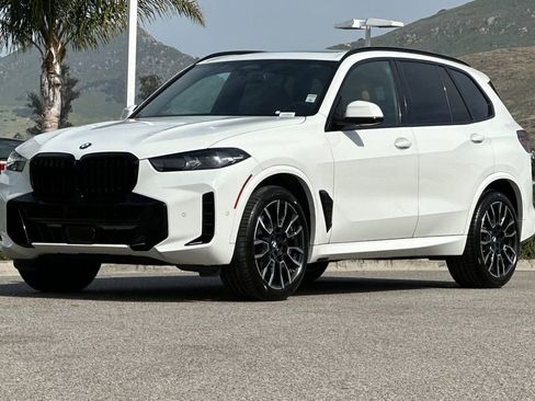 Used 2024 BMW X5 sDrive40i w/ M Sport Package image 7