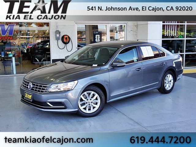 Used 2016 Volkswagen Passat 1.8T S FWD image 1