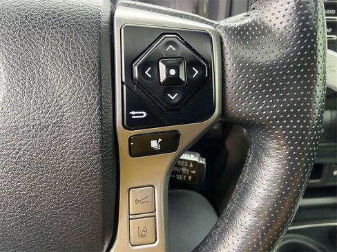 Used 2023 Toyota 4Runner SR5 Premium image 32