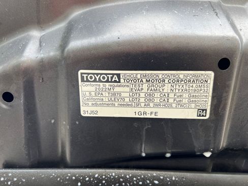 Used 2022 Toyota 4Runner SR5 image 36