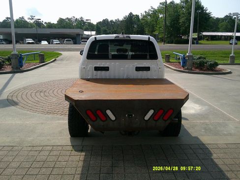 Used 2023 Toyota Tacoma SR AWD/4WD image 3