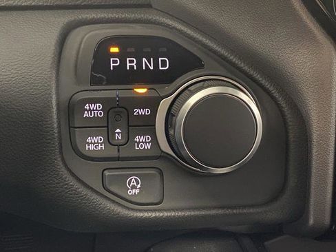 New 2026 RAM 1500 4x4 Crew Cab image 22