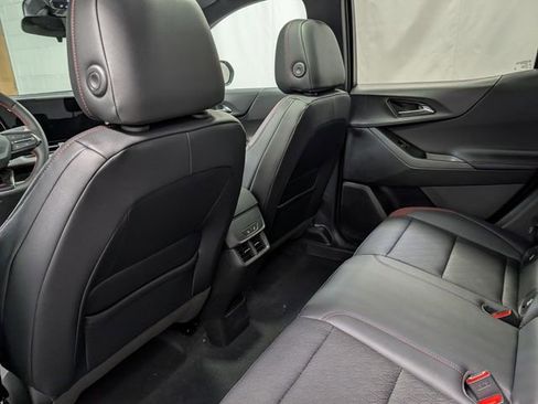 New 2026 Chevrolet Equinox RS w/ Convenience Package III AWD/4WD image 16