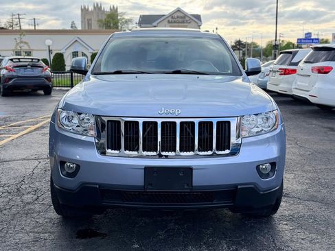 Used 2012 Jeep Grand Cherokee Laredo AWD/4WD image 2
