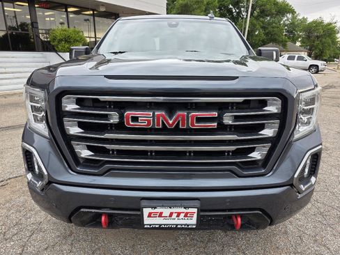 Used 2020 GMC Sierra 1500 AT4 w/ AT4 Premium Package AWD/4WD image 2