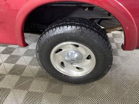 Used 2001 Ford F150 XLT AWD/4WD image 13