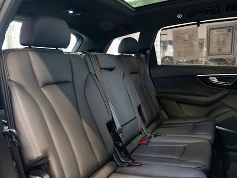 Used 2023 Audi Q7 3.0T Prestige w/ Prestige Package image 34