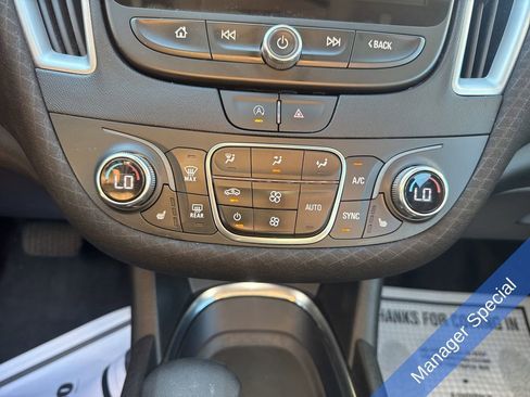 Used 2024 Chevrolet Malibu LT image 23