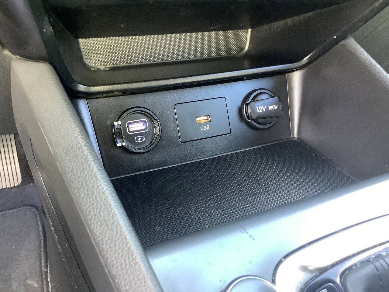 Used 2022 Hyundai Kona SEL AWD/4WD image 37