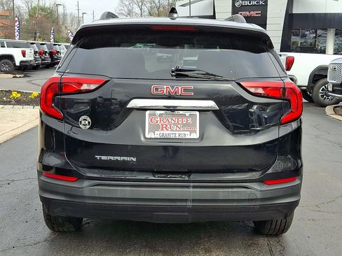 Used 2019 GMC Terrain SLE w/ Driver Convenience Package FWD image 5