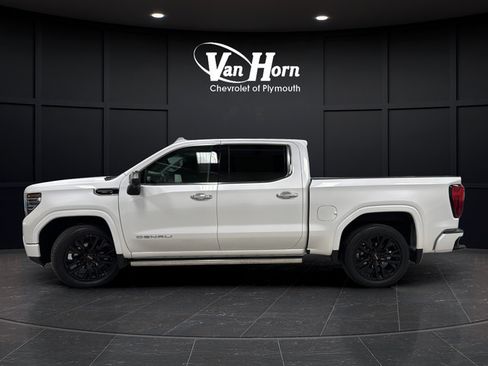 Used 2023 GMC Sierra 1500 Denali AWD/4WD image 4