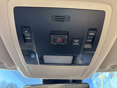 Used 2020 Lexus RX 350L Premium image 19